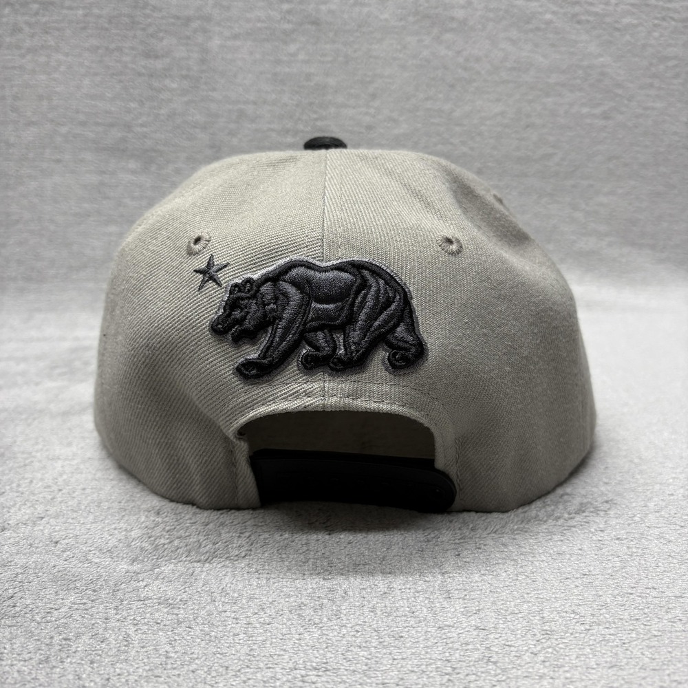 California Republic Hat Cap Snap Back Black White Gray Embroidered Bear Mens - Picture 5 of 11